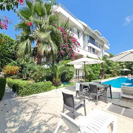 Kemer Classic Apartments